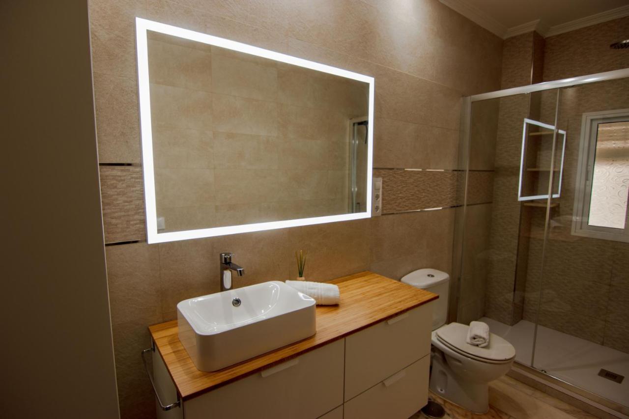 Rentalsevilla Centrico Apartamento Junto Al Guadalquivir Con Parking Coche Mediano ภายนอก รูปภาพ