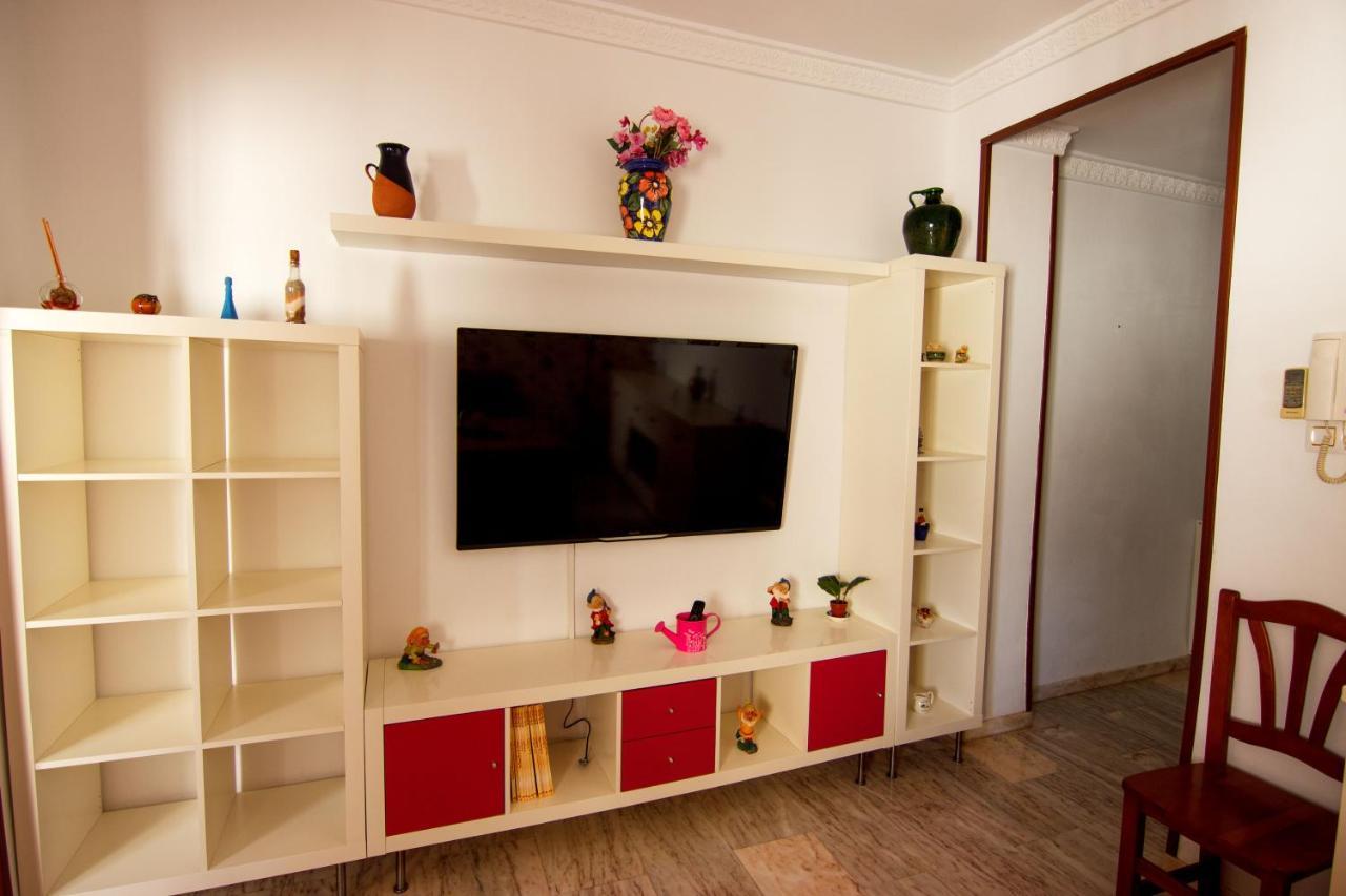 Rentalsevilla Centrico Apartamento Junto Al Guadalquivir Con Parking Coche Mediano ภายนอก รูปภาพ