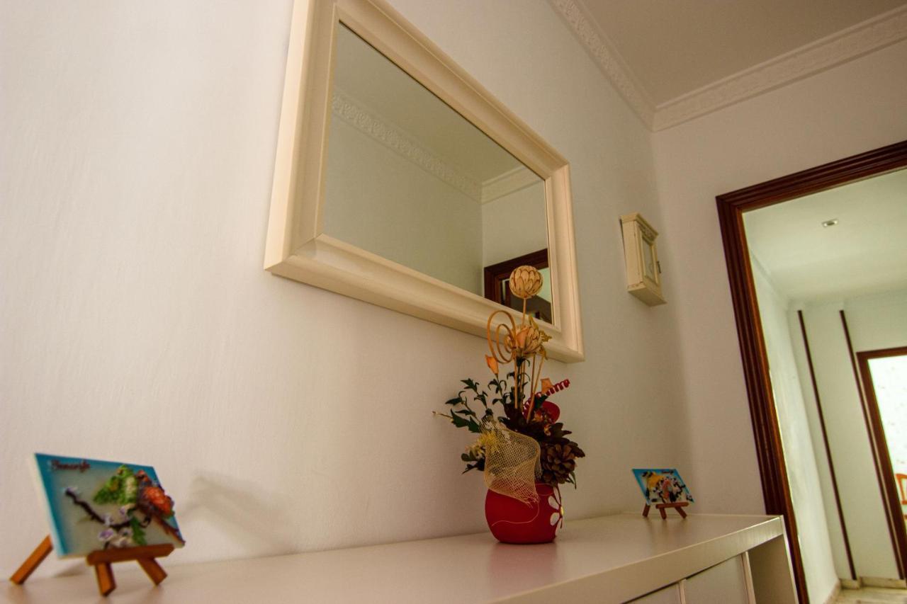 Rentalsevilla Centrico Apartamento Junto Al Guadalquivir Con Parking Coche Mediano ภายนอก รูปภาพ